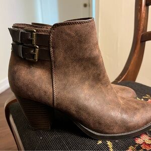 Sugar Brown Ankle Boots with Double Buckle
